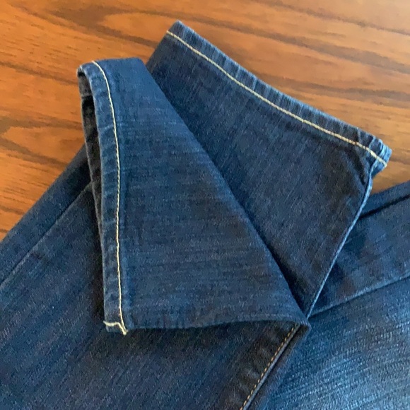 PAIGE Skyline Ankle Peg Jean - Picture 10 of 12